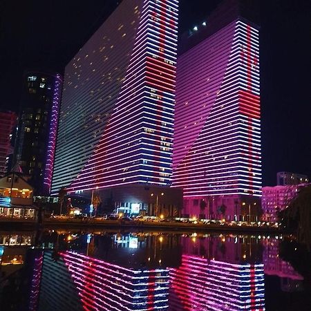 Orbi Twin Tower Apartement Batumi Exterior photo